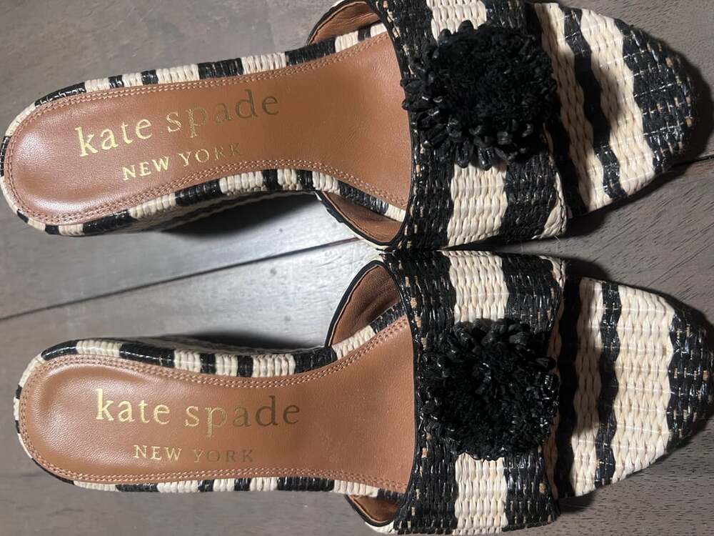 Kate Spade Seville Raffia Wedge Mule Sandal Size 7.5B Black Cream Pom Pom